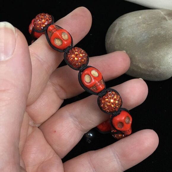 Skull stone and and crystal adjustable bracelet - Picture 2 of 3